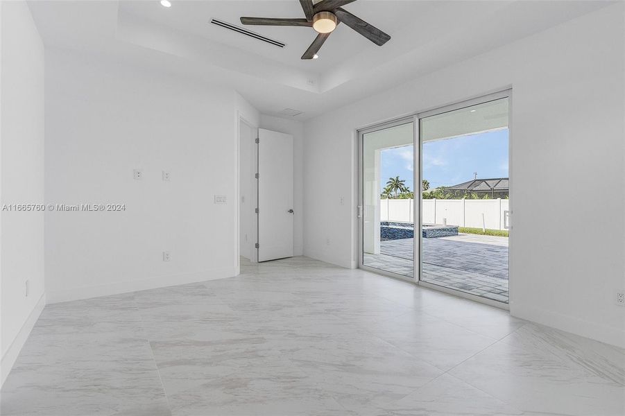Spacious, unfurnished interior of a new home in , Cape Coral (Image 10). Spacious, unfurnished interior of a new home in , Cape Coral (Image 10).