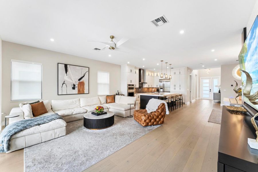 Furnished interior view inside a new home in , Palm Beach Gardens (Image 38).