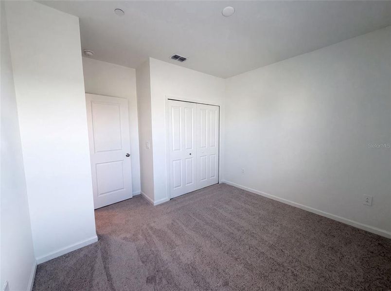 Spacious, unfurnished interior of a new home in , Apopka (Image 16).