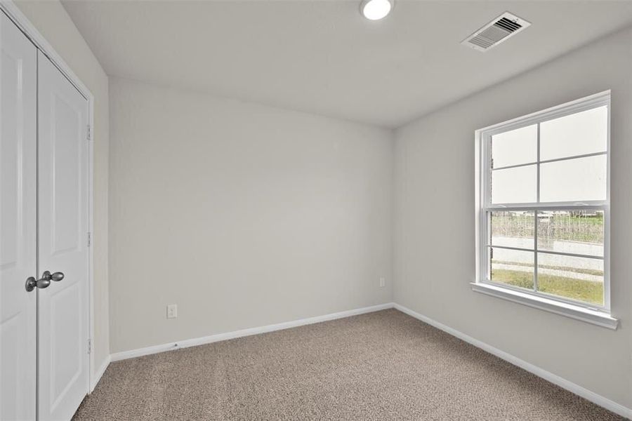 Spacious, unfurnished interior of a new home in Sunterra, Katy (Image 34). Spacious, unfurnished interior of a new home in Sunterra, Katy (Image 34).