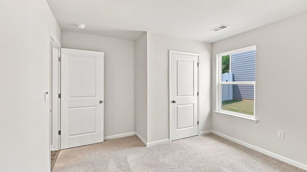Spacious, unfurnished interior of a new home in Tyger Pines, Moore (Image 18).