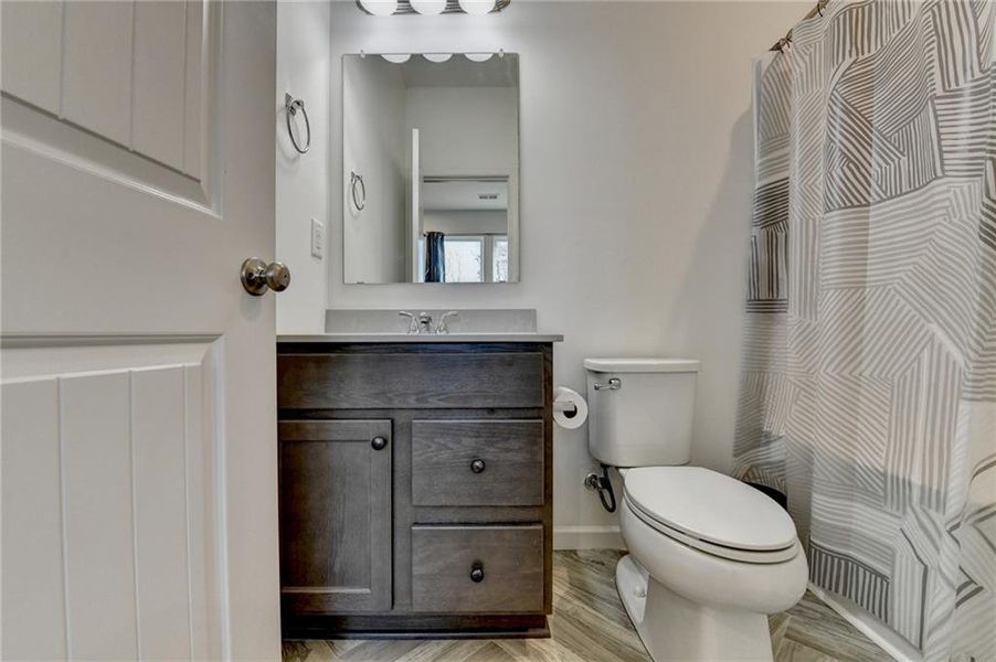 Furnished interior view inside a new home in Sweetbay Farm, Lawrenceville (Image 18).