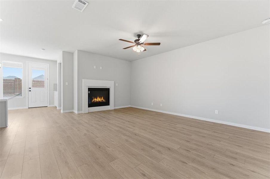 Spacious, unfurnished interior of a new home in Northstar, Haslet (Image 15).