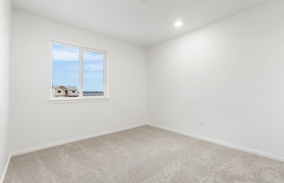 Spacious, unfurnished interior of a new home in Wolf Creek Run West, Strasburg (Image 12). Spacious, unfurnished interior of a new home in Wolf Creek Run West, Strasburg (Image 12).