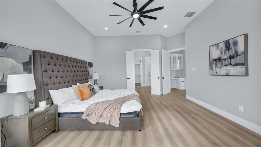 Furnished interior view inside a new home in , Weatherford (Image 17).