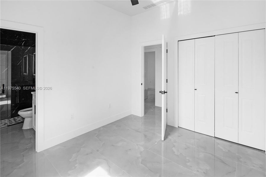 Spacious, unfurnished interior of a new home in , Lehigh Acres (Image 16).