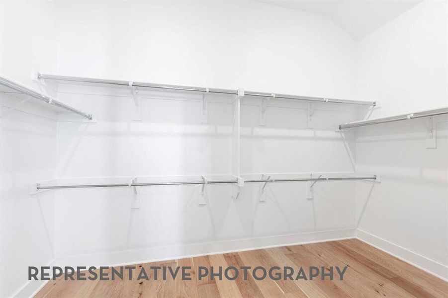 Spacious, unfurnished interior of a new home in Ridge Crossing, Waxahachie (Image 19).