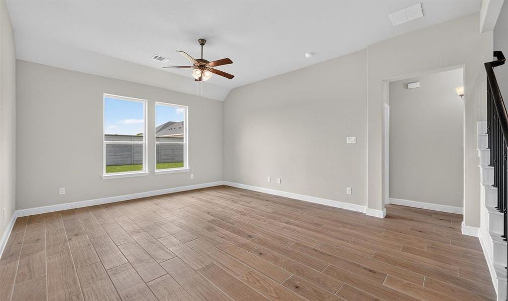 Spacious, unfurnished interior of a new home in Treeline, Justin (Image 19).
