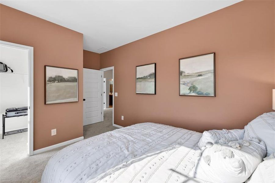 Furnished interior view inside a new home in Saddle Ridge, Calhoun (Image 23).
