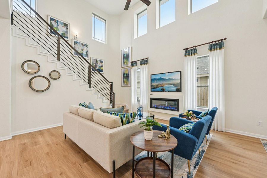 Furnished interior view inside a new home in Meadow Park, Conroe (Image 8).
