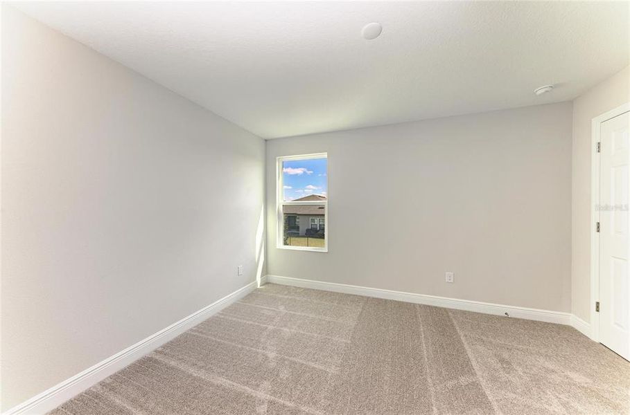 Spacious, unfurnished interior of a new home in Waterset, Apollo Beach (Image 24).