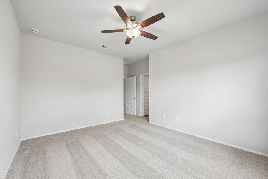 Spacious, unfurnished interior of a new home in Azalea, Pattison (Image 23).