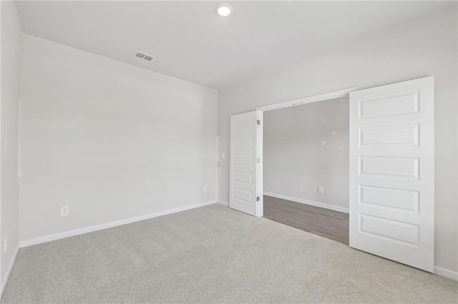 Spacious, unfurnished interior of a new home in Martin Springs - Estate Series, Lawrenceville (Image 49).