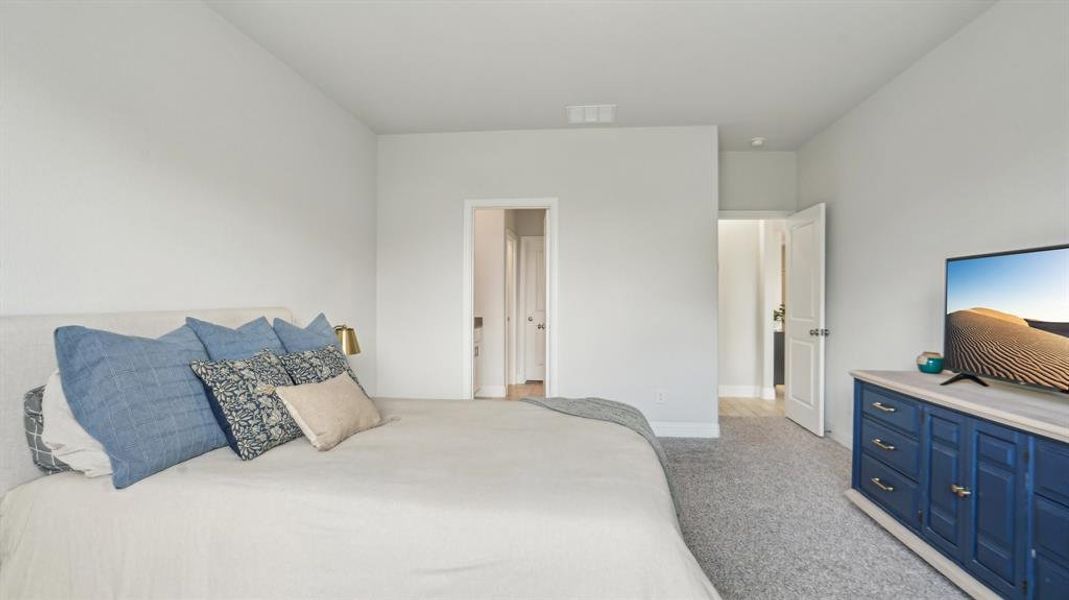 Furnished interior view inside a new home in Venetian, Weston (Image 29).