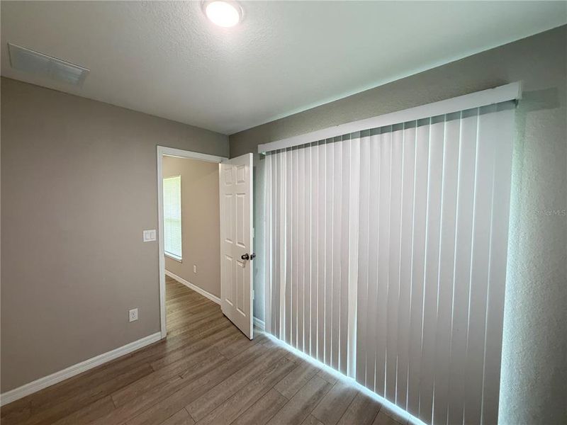 Spacious, unfurnished interior of a new home in , Ocala (Image 17).