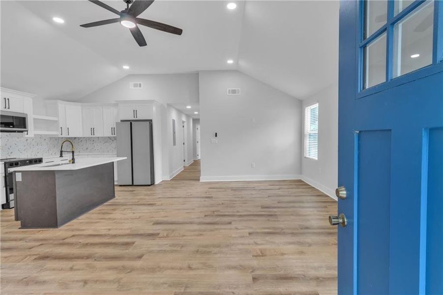 Image 16 of a home in .