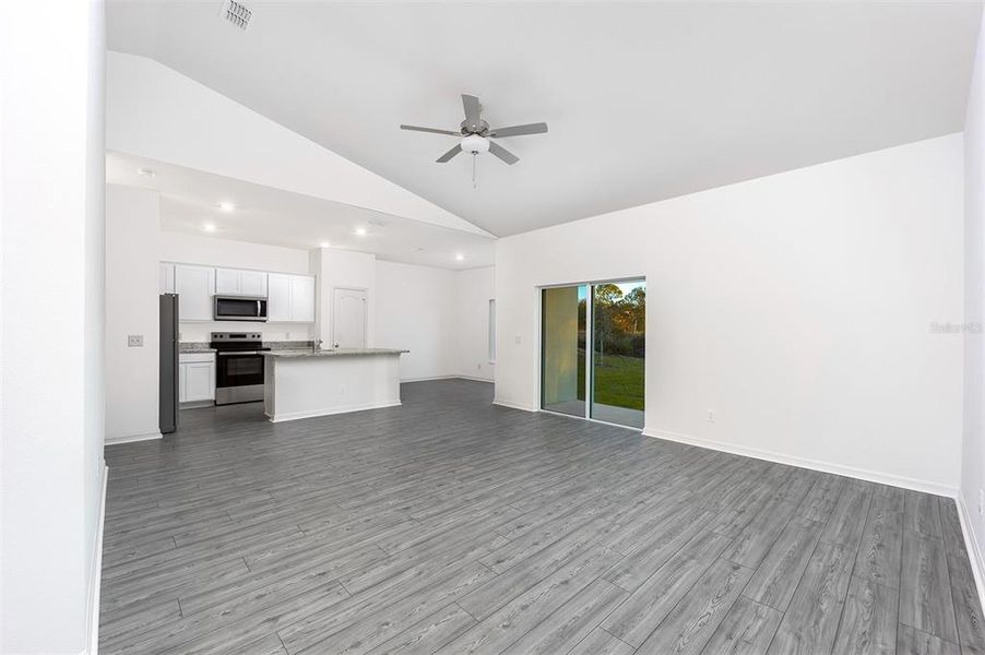 Spacious, unfurnished interior of a new home in Poinciana, Poinciana (Image 16). Spacious, unfurnished interior of a new home in Poinciana, Poinciana (Image 16).