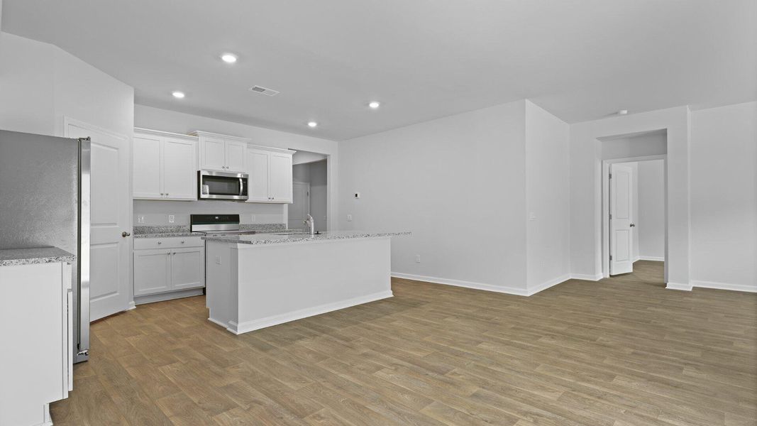 Spacious, unfurnished interior of a new home in Huggins Hill, Manning (Image 33).