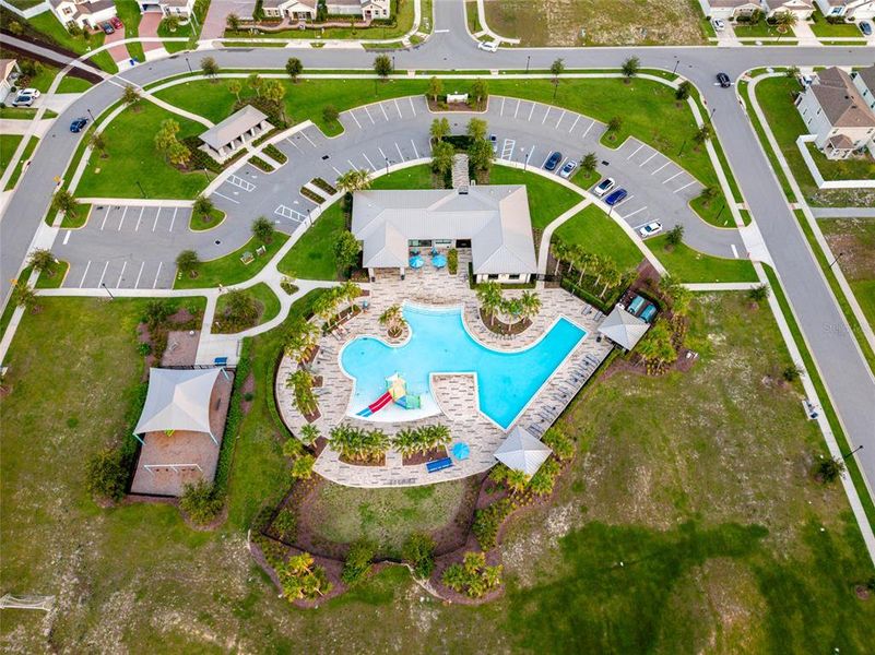 Community amenities in , Groveland (Image 35).