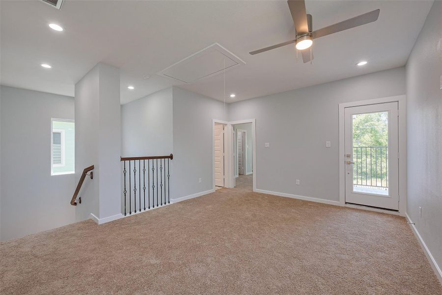 Spacious, unfurnished interior of a new home in , Houston (Image 34).