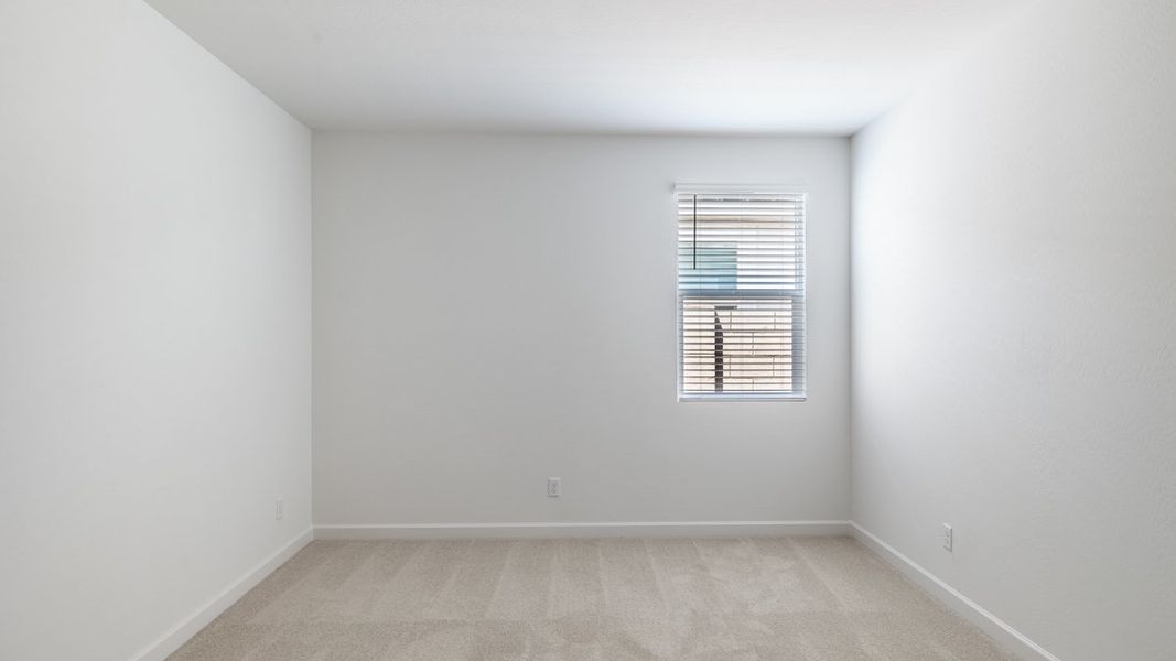 Spacious, unfurnished interior of a new home in Zanjero Pass, Waddell (Image 28).