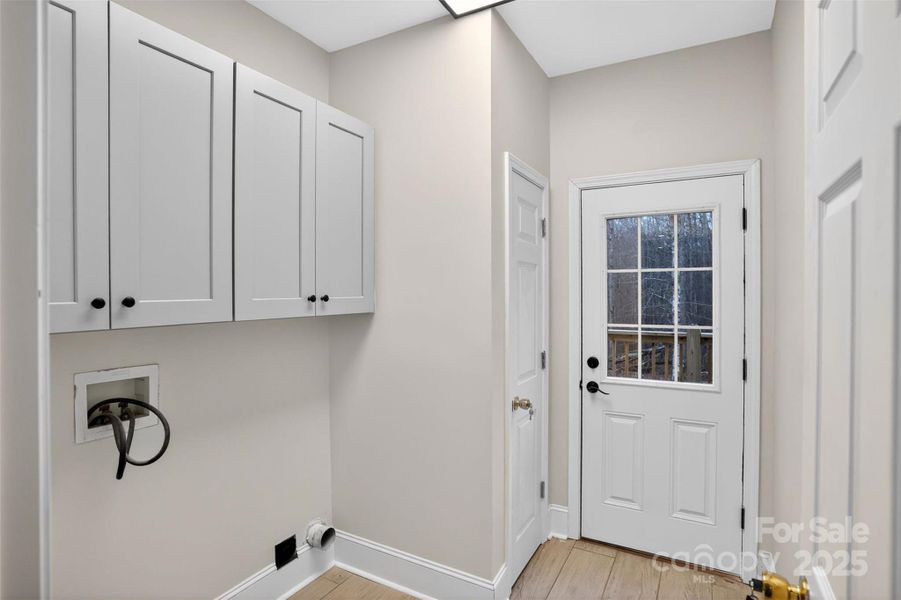 Spacious, unfurnished interior of a new home in , Statesville (Image 31).