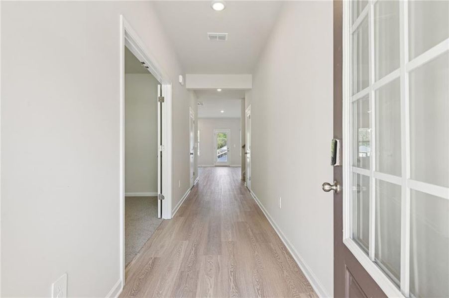 Spacious, unfurnished interior of a new home in The Oaks at Dawson, Dawsonville (Image 29).