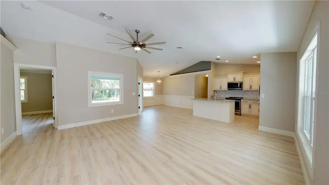 Spacious, unfurnished interior of a new home in , North Port (Image 15).