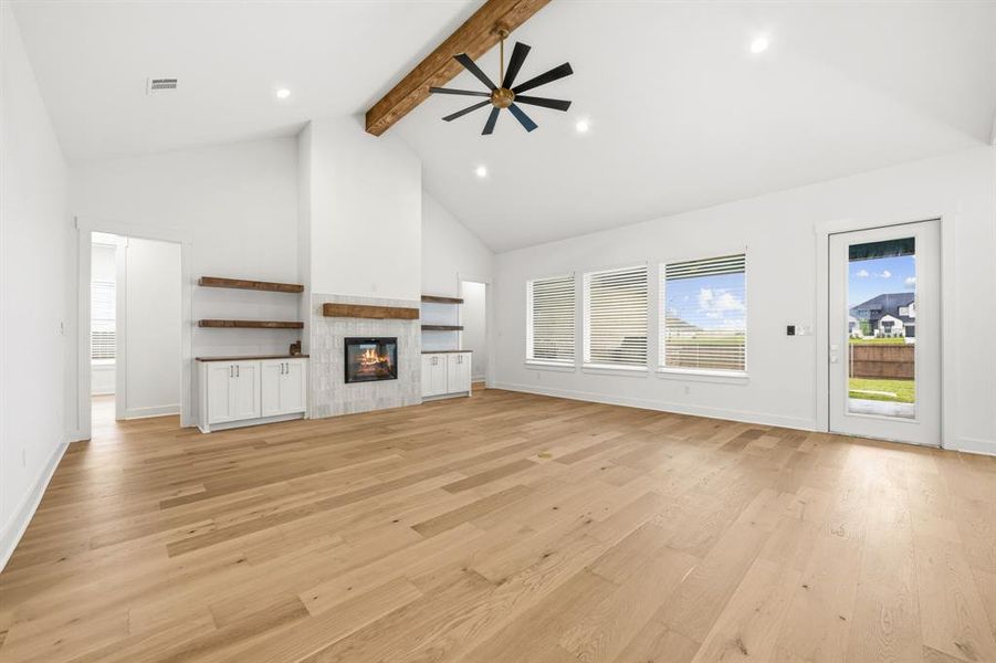 Spacious, unfurnished interior of a new home in , Hewitt (Image 27).