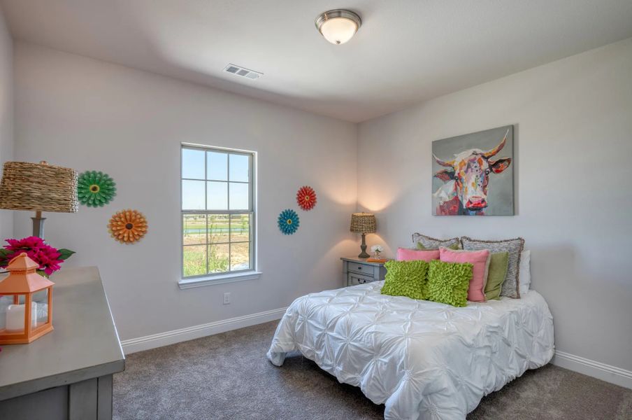 Representative furnished interior of a home built from the Trinity by Stonehollow Homes in Sister Grove II, Van Alstyne (Image 11). Representative furnished interior of a home built from the Trinity by Stonehollow Homes in Sister Grove II, Van Alstyne (Image 11).