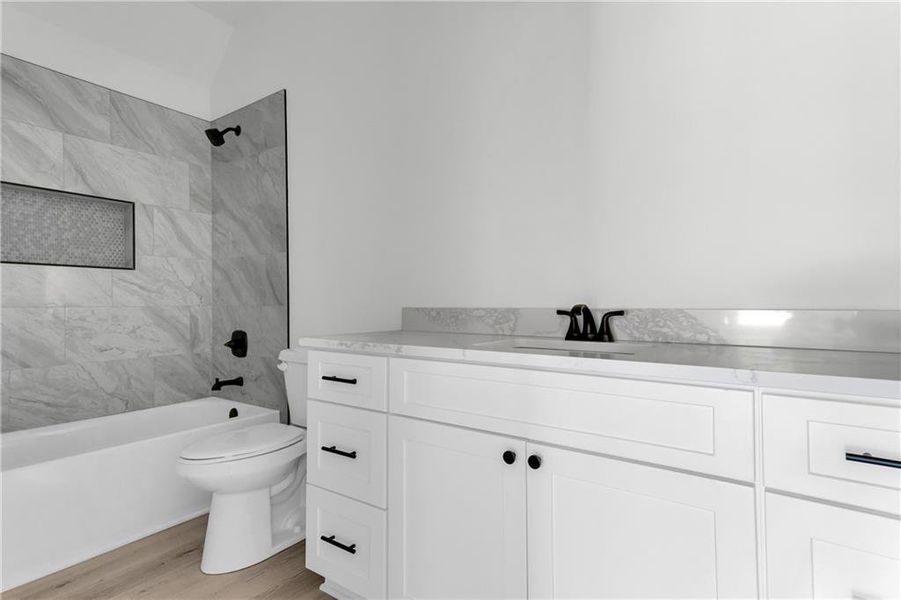 Furnished interior view inside a new home in , Lavonia (Image 13).