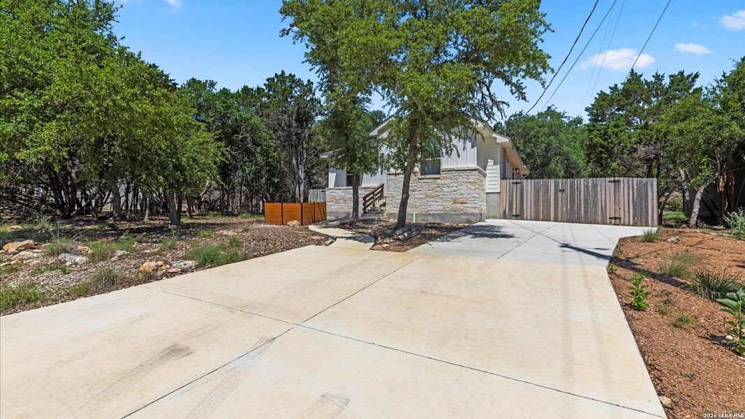 Image 37 of a home in .