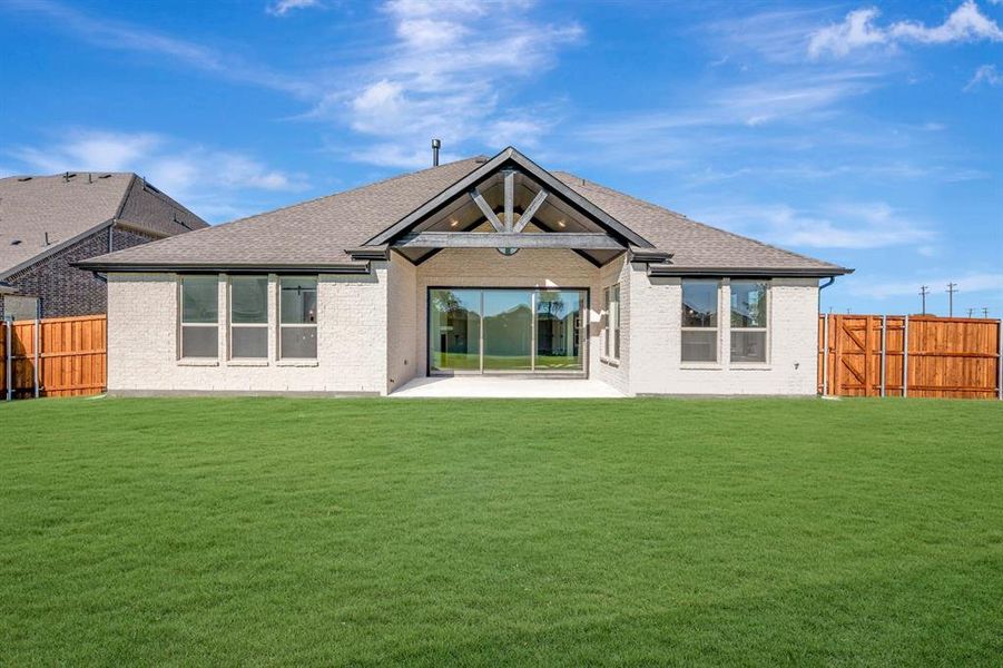 Exterior details and patio area of a home in Kreymer at the Park, Wylie (Image 26).