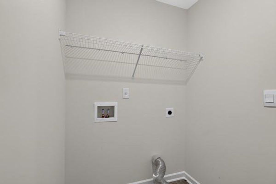 Spacious, unfurnished interior of a new home in , Atlanta (Image 12).