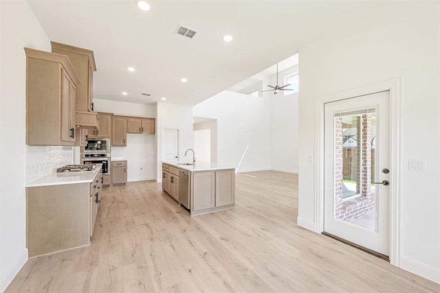 Image 40 of a home in Terracina. Image 40 of a home in Terracina.