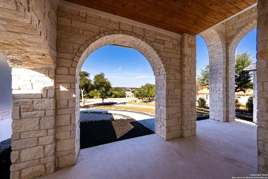 Exterior details and patio area of a home in , New Braunfels (Image 4).