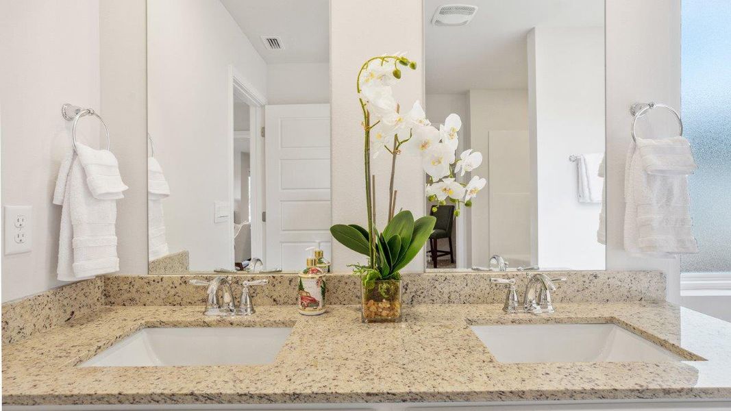 Representative furnished interior of a home built from the The Cali by D.R. Horton in Lake Mary Forest, Tallahassee (Image 18).