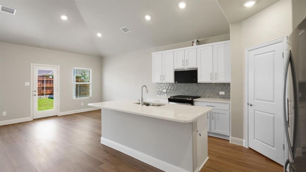 Furnished interior view inside a new home in Windmore, Princeton (Image 9).