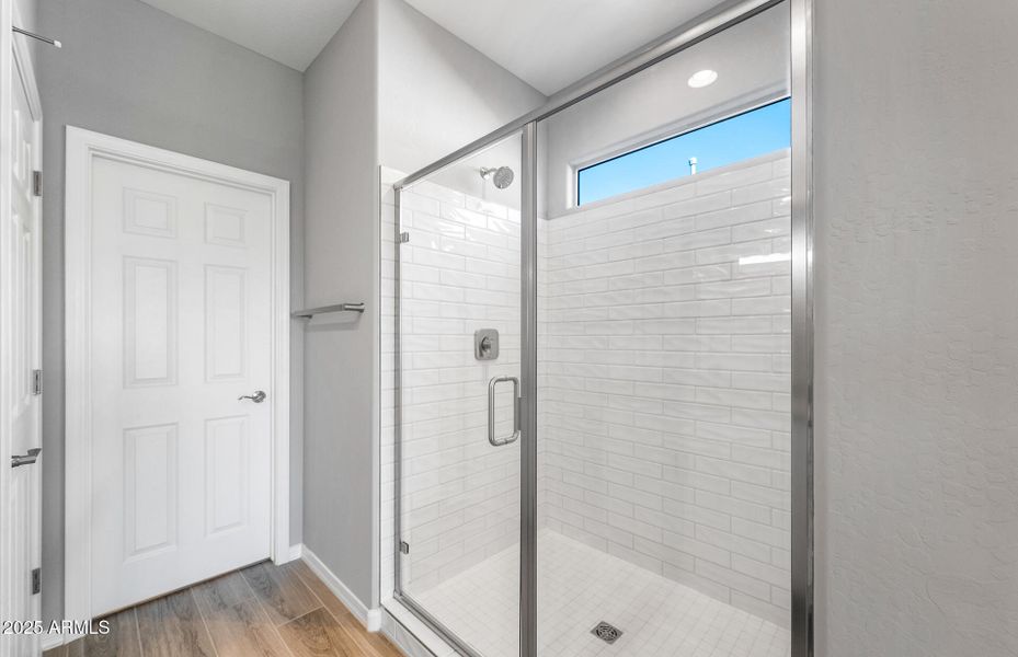 Owner's Bathroom Owner's Bathroom