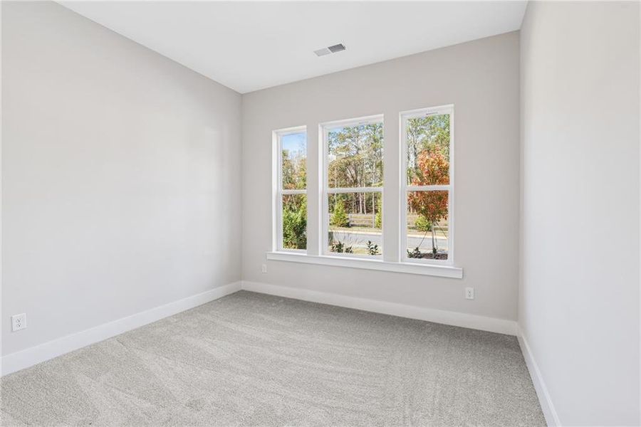 Spacious, unfurnished interior of a new home in Settingdown Farms, Cumming (Image 17).