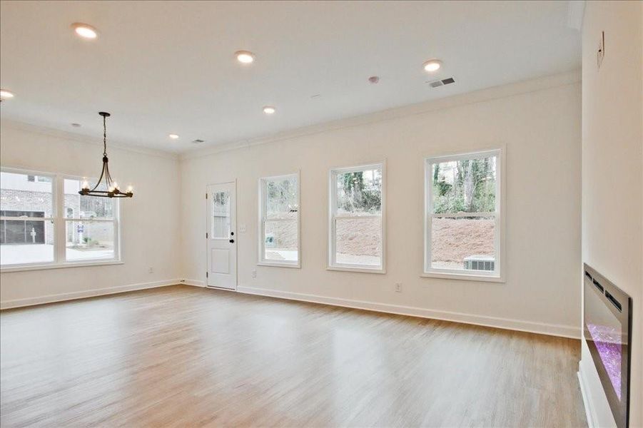 Spacious, unfurnished interior of a new home in River Walk Place, Lawrenceville (Image 12).