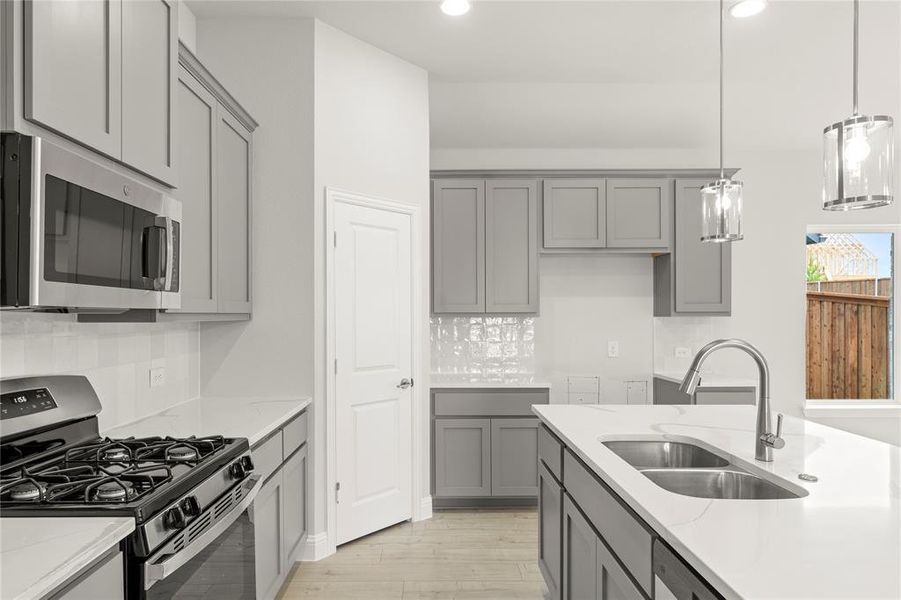 Furnished interior view inside a new home in Creekside, Royse City (Image 5).