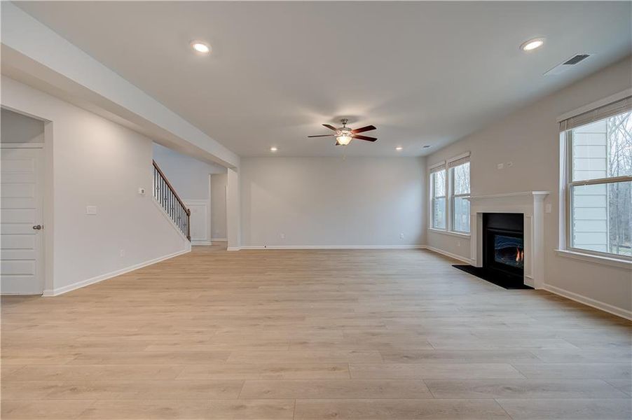 Spacious, unfurnished interior of a new home in Trinity Park, McDonough (Image 30).