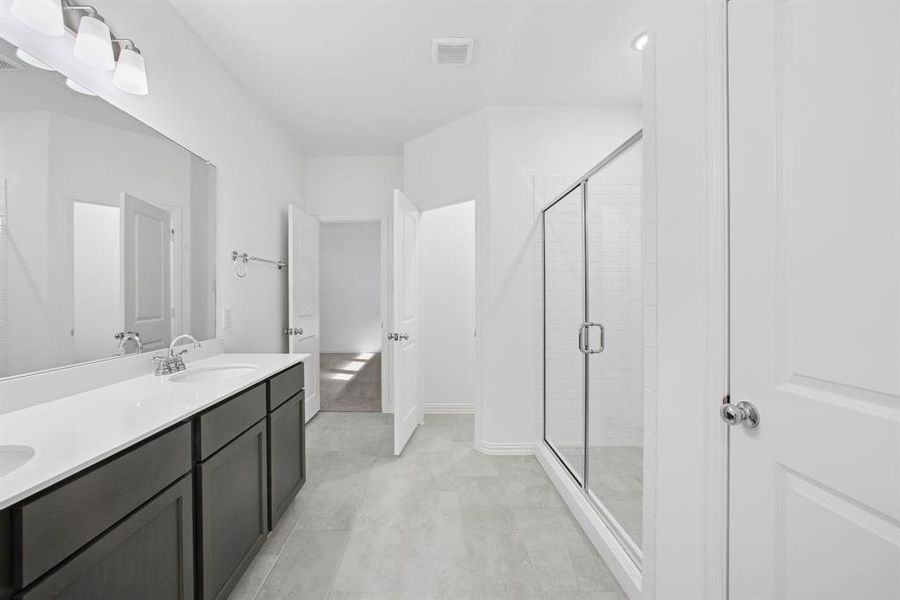 Furnished interior view inside a new home in Tarrytown, Crowley (Image 9).
