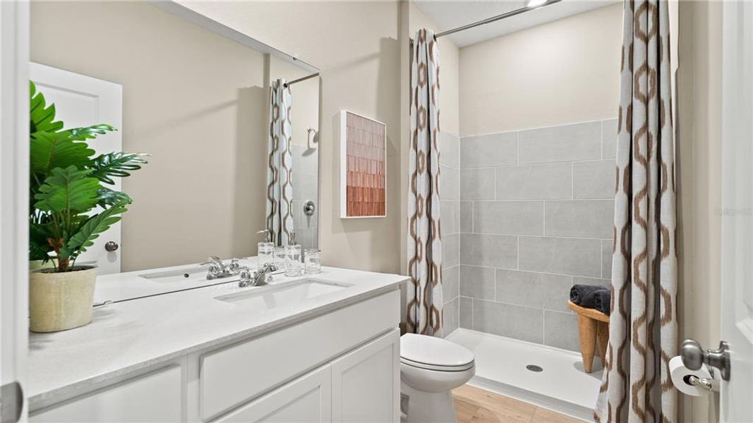Furnished interior view inside a new home in , Clermont (Image 11).