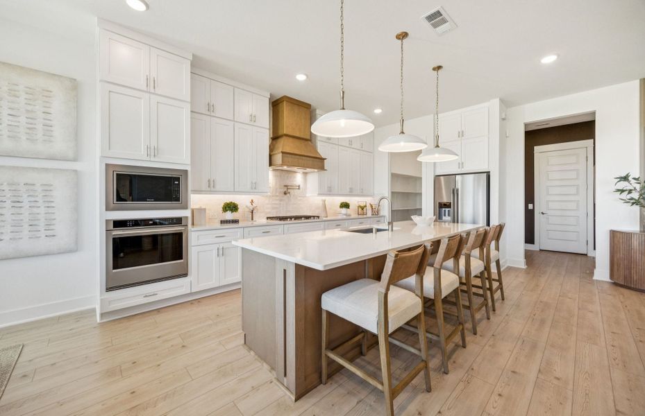 Representative furnished interior of a home built from the Gillett by Pulte Homes in Ryehill, Rosenberg (Image 15).