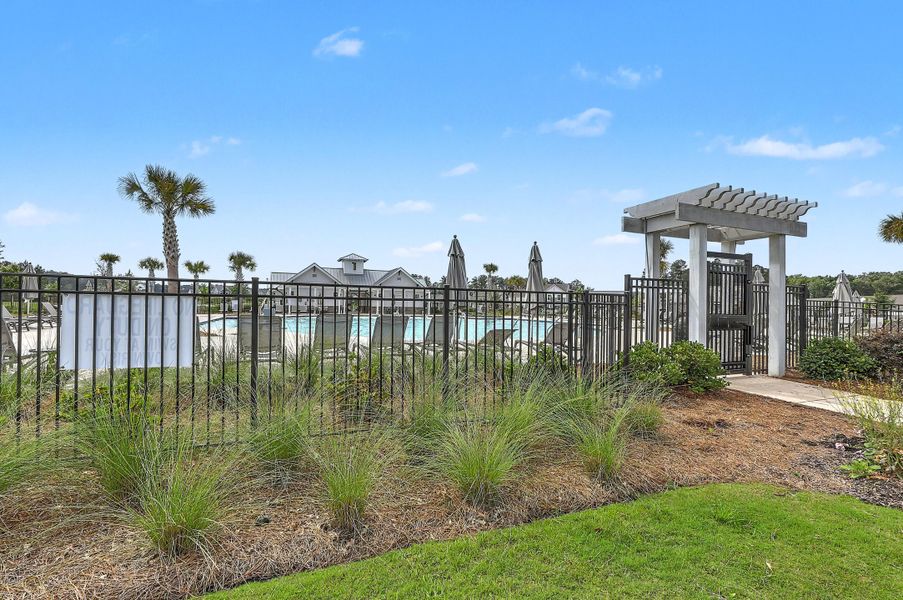 Community amenities in Watson Hill, Summerville (Image 43).