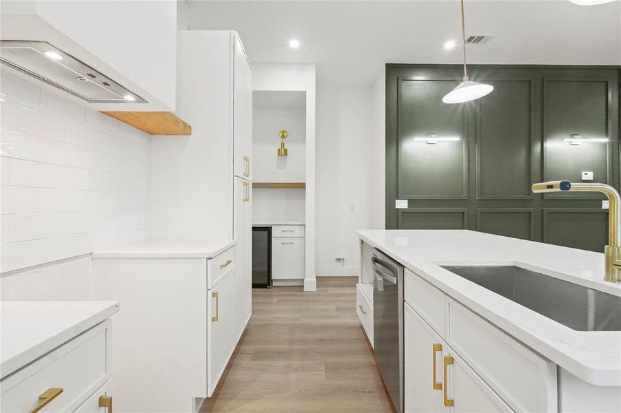 Furnished interior view inside a new home in , Dallas (Image 9).