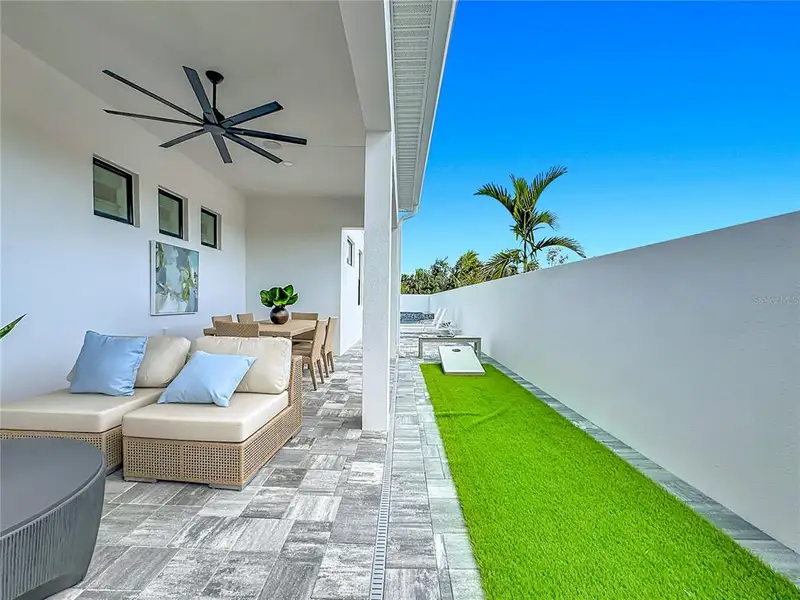 Exterior details and patio area of a home in , Bradenton (Image 33).