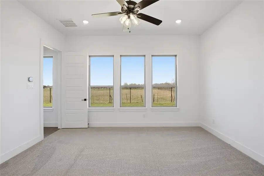 Spacious, unfurnished interior of a new home in Pecan Grove, Burleson (Image 23). Spacious, unfurnished interior of a new home in Pecan Grove, Burleson (Image 23).